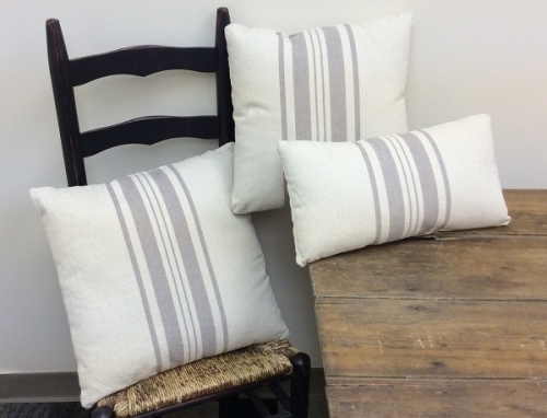 GRAIN SACK PILLOWS CREAM/GRAY